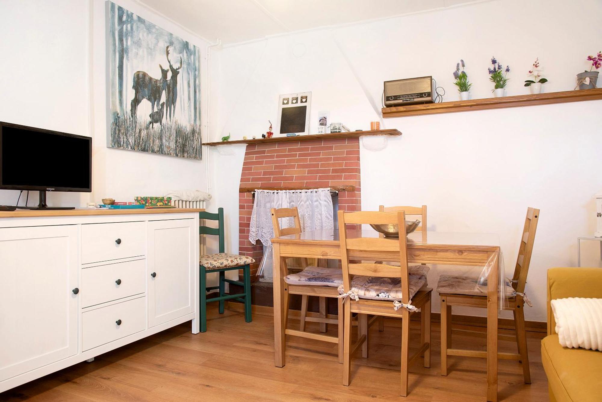 La Vecchia Torre Apartman Porto Valtravaglia Kültér fotó